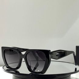 Occhiali da sole designer eleganti occhiali da spiaggia goggle di moda per uomo donna 7 colori opzionale di alta qualità 266r
