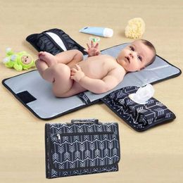 Changing Pads Covers Multi functional portable diaper replacement pad cover diaper newborn portable baby diaper replacement pad Y240518