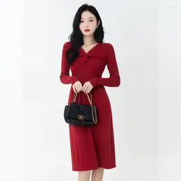 Casual Dresses Korean Fashion Slim V Neck Sweater Dress Women Autumn Winter Elegant Pleated Long Sleeve Knitted