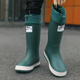 Mens four-season long-tube fishing shoes plus velvet mid-tube rain boots wear-resistant casual and versatile kitchen shoes 240514