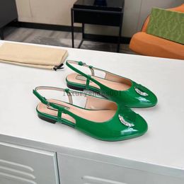 Designer Crystal Sandal Luxury Slipper Womens Summer Flat Heel Slipper Slides Leather Casual Comfort Flip Flop Summer Rubber Beach Casual Shoes 5.17 02