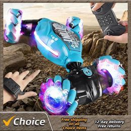 Party Favour LED Light 4WD 1:16 Stunt RC Car GestureInfrared Induction Twist Climbing Radio Controlled Childrens Day Toy For Boy