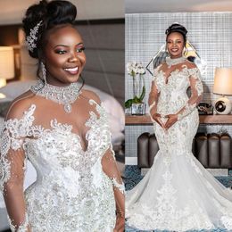 Plus Size Crystal Wedding Dresses 2020 Sheer Long Sleeves Lace Beaded Mermaid Bridal Wedding Gowns Elegant Robe De Mariee 252R