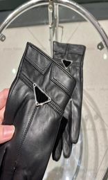 Mens Glove Winter Designer Leather Gloves G Men Fashion Cony Hair Luxury Mittens Touch Screen Cashmere Inside Warm Mitts P Sheepsk7590365