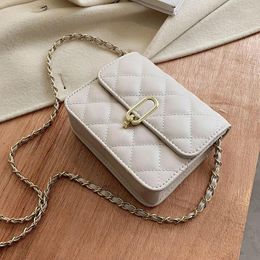Shoulder Bags Niche Design Diamond Chain Handbags 2024 Fashion Ins Messenger Bag -selling Square Width: 17cm