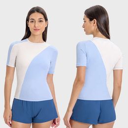 Lu Align T-shirt Kvinnor Summer Tee Yoga Short Sleeve Women's Fiess Apport Dreable Sweat T-shirt Sporttröjor