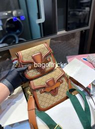 Designing Saddles bag Classic designer Fashion Brand Wallet Vintage Ladies Brown Leather Handbag shoulder bag