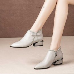 Boots Middle Autumn Side Bow 866 Zipper and Spring Heel Large Size Short Women Pointed Face Comfortable Womens Boots 230923 s 554