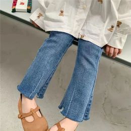 Fashion All-match Childrens Jeans Spring Autumn Girls Denim Flared Pants Comfortable Elastic Waist Baby Trousers Girl Jeans 240518