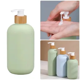 Storage Bottles 1Pcs Shower Gel Body Wash Lotion Bottle Travel Accessory 200ml/300ml/500ml Cosmetic Container Avocado Green With Bamboo Pump