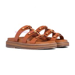 2024New luxury Designer Slippers sandal Summer beach womens Leather Mule Sliders Casual shoe gladiator Flat sandale fashion black brown pool slide Slipper gift