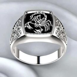 Band Rings 3 Colours Fashion Scorpion Pattern Muslim Men RRetro Gothic Punk Style for Party Male Jewellery Whole Wholesale J240516