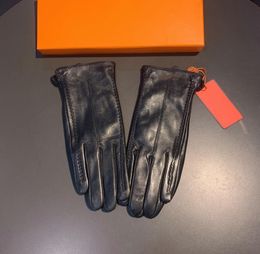 Winter outdoor leather women039s gloves cycling with velvet rhombic accessories touch screen saver warm sheepskin gloves1761310