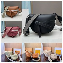 New luxury Designer Shoulder Women Lady Gate Handbag Purse Genuine Leather Embroidery Letters On Strap Crossbody Bags Fashion Letter Waist Wallet Mini Chest Pouch