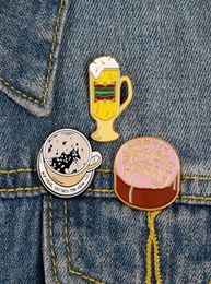 Unisex Butter Beer Shaped Brooch Birthday Cake Clothes Corsage Badges Lapel Pins For Cowboy Backpack Hat Sweater Clothing Accessor1256877