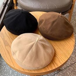 Men's Socks Autumn Winter Sweet Cool Light Luxury Woollen Hats Retro Versatile Berets Cap