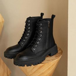 Boots 2024 Winter Korean Style Thick Mid-heel Black Leather Round Head Side Zipper Lace-up Female Short