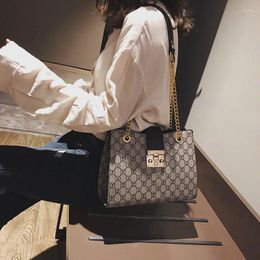 Shoulder Bags Classic Luxury For Women's PU Leather Lock Chain Crossbody Bag Female Fashion All-Match Phone Sachet Handbags