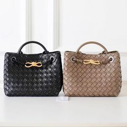 Top handle fashion travel Designer woven tote bag large luggage Top quality beach Clutch bag for Man Even Underarm Shoulder Bags big shop mother diaper Luxury hand bag