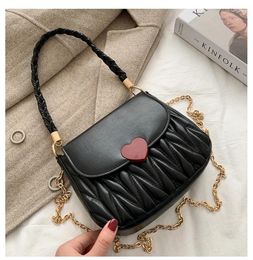 Shoulder Bags Love Pattern Messenger Handbags Fashion Women PU Leather Top-Handle Bag Elegant Lady Big Capacity Chain Totes B035