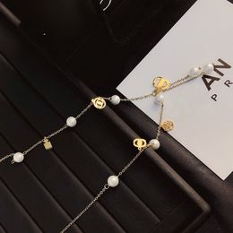 Fashion Couple Style Necklace Popular Luxury Design Pendant Necklaces Classic Premium Jewelry Brand 18k Gold Plated Exquisite Campus Co 2955