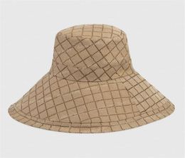 Woman Designer Wide Brim Hats Summer Denim Sunbonnet For Women Luxury Full Letter Bucket Hats Casquette Mens Fitted Fedora Beanies8653010