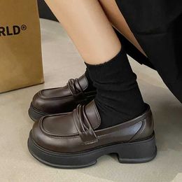 Dress Shoes Black Brown Pu Leather Platform Loafers Women Fashion Slip On Shallow Flats Woman British Style Middle Heels Office H240517