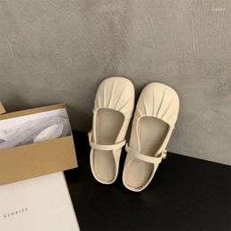 Casual Shoes French Style Flat Silver Slippers Outer Wear 2024 Summer Closed Toe Slipper Women Gentle Fairy