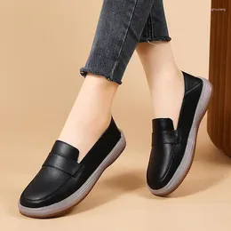 Casual Shoes Spring And Autumn Moccasins Women's Single-Layer Genuine Leather Flat Middle-Aged Mom Soft Bottom Non-Slip