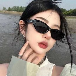 New Cat Eye Network Celebrity Male and Female Same Tr Material Polarized Sunglasses Street Photo Personalized Sunshade