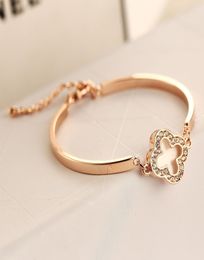 High quality rose gold plated clover bangle for women sweet style bracelet wedding party jewelry accessories H000101381831