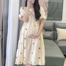 Maternity Dresses 2024 Summer Pregnant Womens Folded Dress Solid Color Loose Pregnant Womens Long Skirt Short Sleeve Plus Size Pregnant Womens Dress H240518