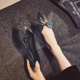 Casual Shoes French Version Pointed Toe Soft Sole For Women Large Size 31-46 2024 Spring Summer Slip-On Loafer Metal Decoration