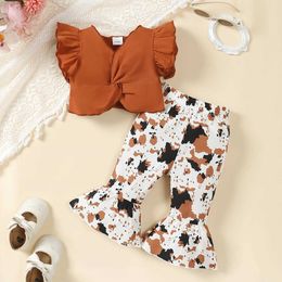 Clothing Sets European and American baby girl set new summer pleated V-neck T-shirt with top printed flannel pants fashionable and casual two-piece set J240518