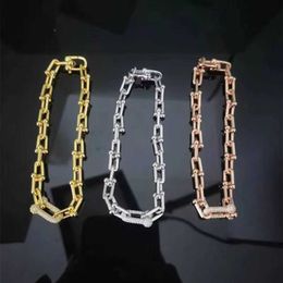 Fashion TFF new chain U-shaped diamond inlaid Necklace high sense of temperament fashion Cuban neutral horseshoe buckle clavicle chain AZZD