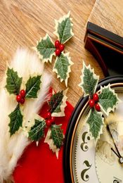Decorative Flowers Wreaths 10Pcs Christmas Artificial Leaves Leaf Fake Holly Berries Red Cherry Little Fruits Stamen Wedding Hom7625353
