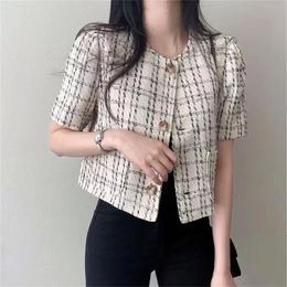 Black tweed jacket for womens summer short sleeved cut jacket luxury Korean round neck casual white tweed tatar short sleeved jacket 240517