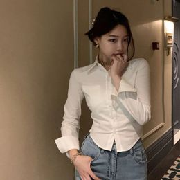 Rimocy 2024 Sexy Slim Fit White Shirt Womens Korean Fashion Flip Collar Folding Crop Top Womens Long sleeved Y2K Womens Shirt 240517