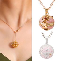 Pendant Necklaces Mexico Chime Gradient Flowers Essential Oil Diffuser Lockets Necklace Vintage Glowing Warm Colour Female Fashion Jewellery