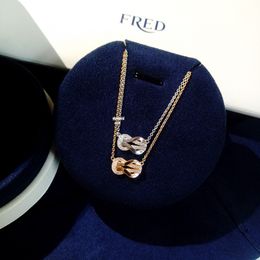 689818 Halskette Fashion Classic Clover Halskette Charm Gold Silber Verschleppte Achatanhänger für Frauen Mädchen Valentinstag Verlobungsdesigner Schmuck Taille Kette