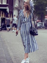 Round Neck Women's Striped Pocket Long Sleeved Belt Fashionable Tunic Outfits Beachwear Chic Fresh Dress Bathrobe Kimono Q617