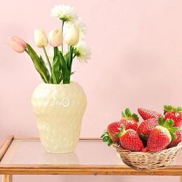 Vases 1PC Creative Strawberry Shaped Desktop Ornaments Glass Vase Flower Arrangement Container Home Decor Cute