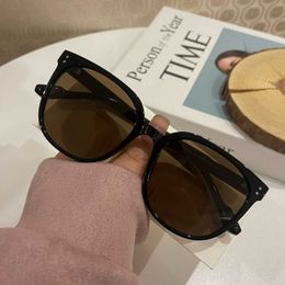 Large Frame Polarized Light Korean Version Fashionable and Elegant Internet Celebrity Tr Sunglasses Both Men Women Resistant Face Slimming Sunglas
