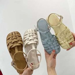 Large Size Sandals Women's Shoes Roman Summer Fashionable Outerwear Students Flats 41 Closed Toe Hollow Hole 42Sandals 225b 42