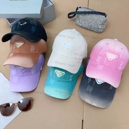 Baseball Caps designer hat luxury casquette cap Gradient Cute Duck Tongue Hat Women's Face Showcasing Small Baseball Hat Trendy