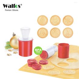 Baking Moulds Walfos 6pieces/set Cartoon Stamps Christmas Tree Cookie Tools Cake Decoration Bakeware Kitchen Gadgets Accessories