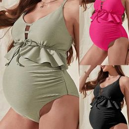 Maternity Swimwears 2024 New Pregnant Womens Swimsuit Integrated Solid Bikini Beach Suit Pleated Edge H240517