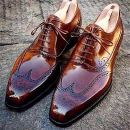 Classic Brogues Men Shoes Brown Black Business Square Head Carved Oxford Lace-up Red Sole Men Dress Shoes 240510