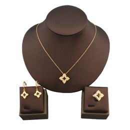 Bohemian temperament lucky grass Jewellery three piece set with hollowed out flower earrings necklace ring set