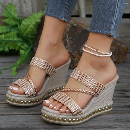 Slippers Flip-flops Women Wear The Summer Fashion Diamond Platform Shoes Crystal Slope Heel Sandals